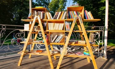 POTOVANJE V PRAVLJICE