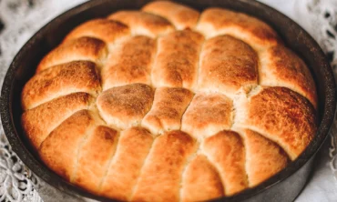 Domači buhtlji z Urško Šobak